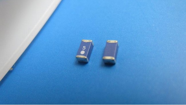 新世技術與您共享：PCB天線和臺灣萬誠陶瓷天線的區(qū)別